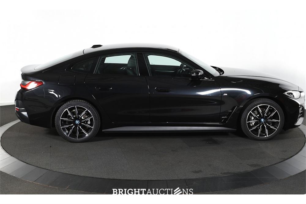 BMW i4 eDrive35 70 kWh 2023 (Origineel-NL), X-963-DD