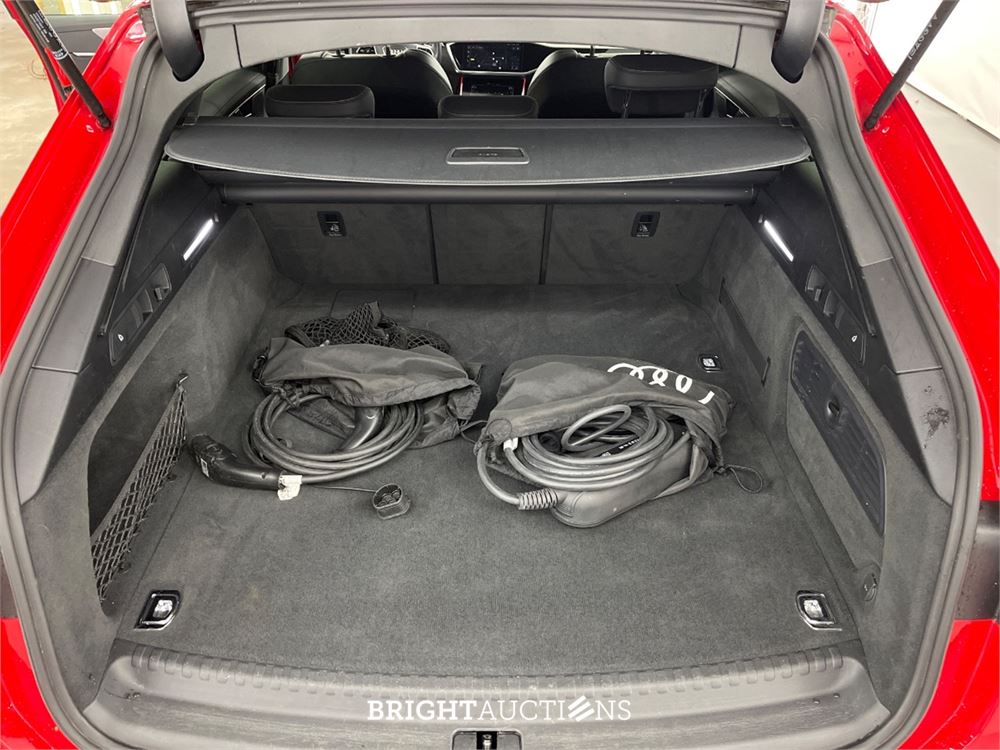 Audi A6 Avant 50 TFSI e S edition Quattro 408pk 2023 (Origineel-NL), T-442-XV