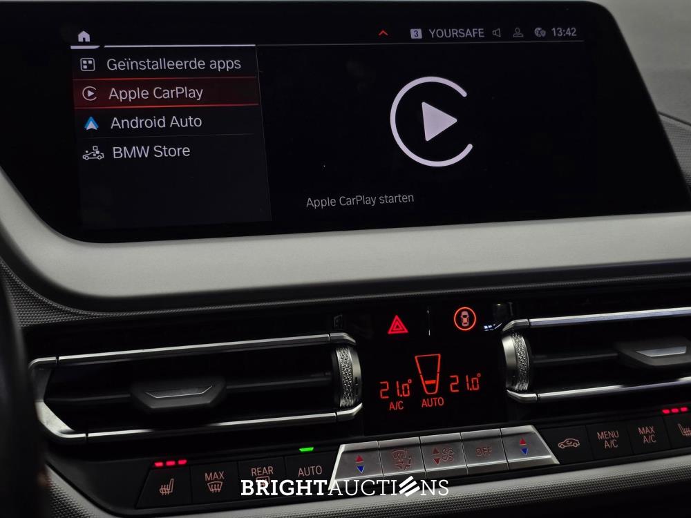 BMWBusiness 116i Business Edition 109pk 2022 (Origineel-NL) 1-serie, R-466-JR