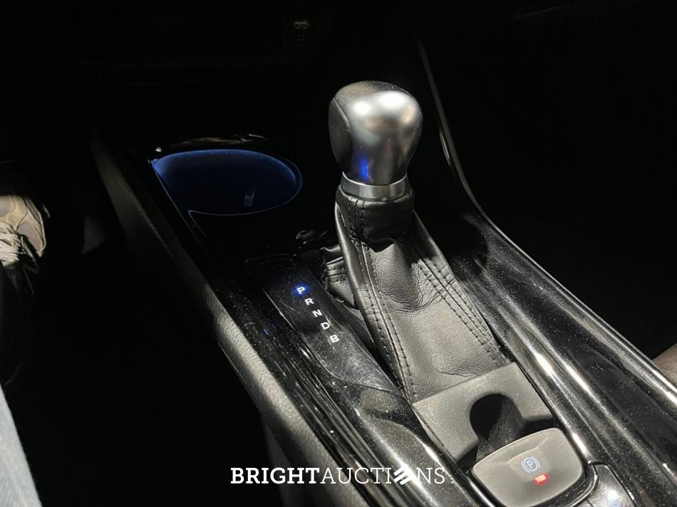 Toyota C-HR 1.8 Hybrid Executive 98pk 2018 (Origineel-NL), RS-050-N