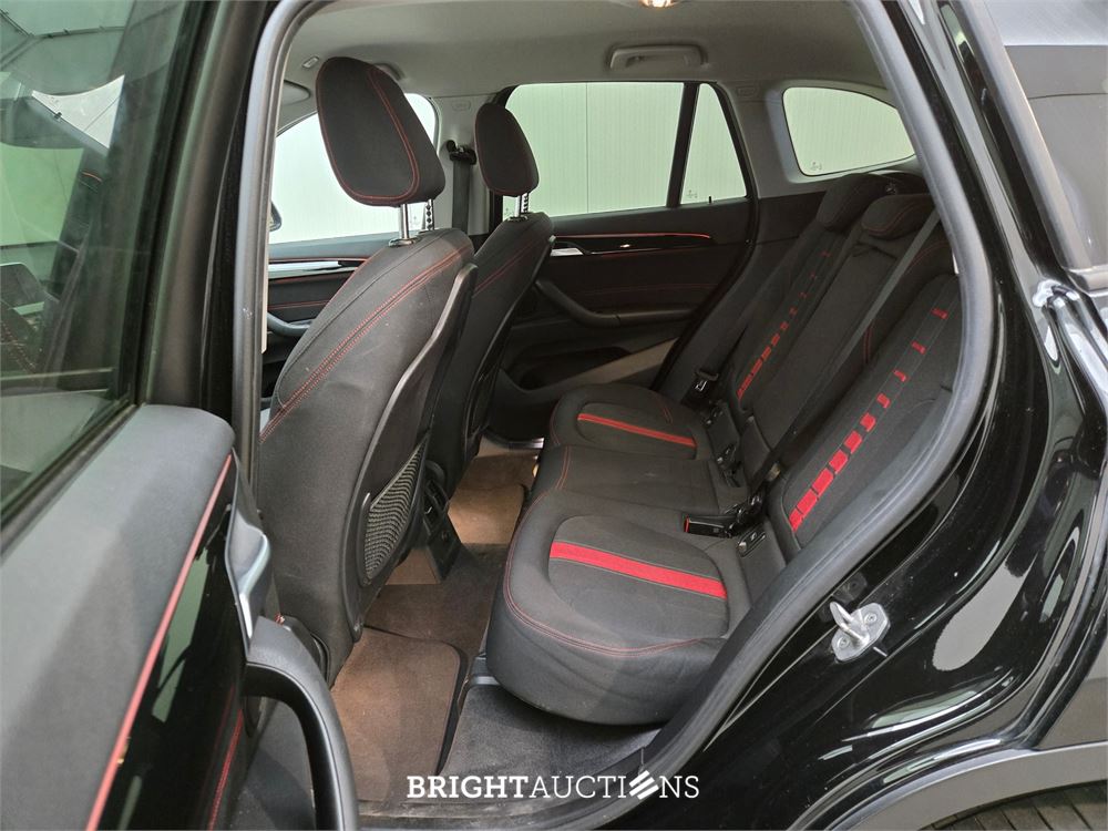 BMW X1 sDrive18i High Executive 140pk 2017, K-119-RH