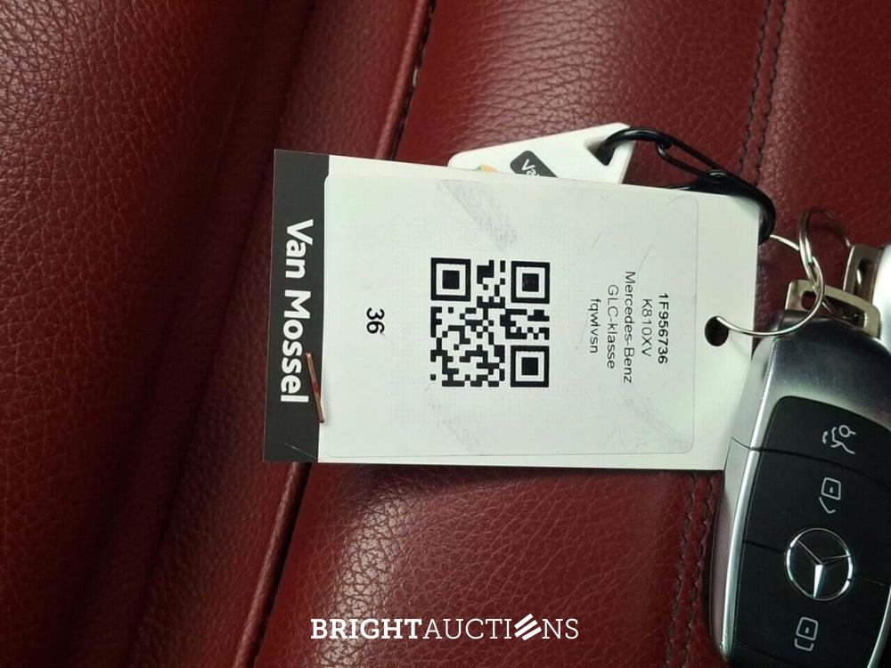 Mercedes-Benz GLC 300e Business Solution AMG 4MATIC 313pk 2021 (Origineel-NL) GLC-Klasse, K-810-XV