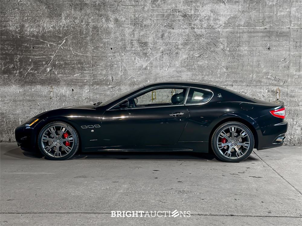 Maserati GranTurismo S 4.7 V8 440pk 2009