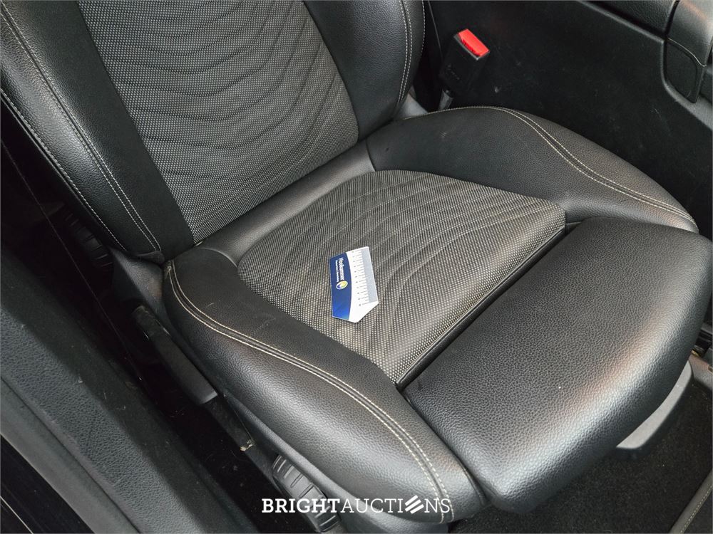 Mercedes-Benz A200 Business Solution AMG 163pk 2018 A-klasse, G-796-RF