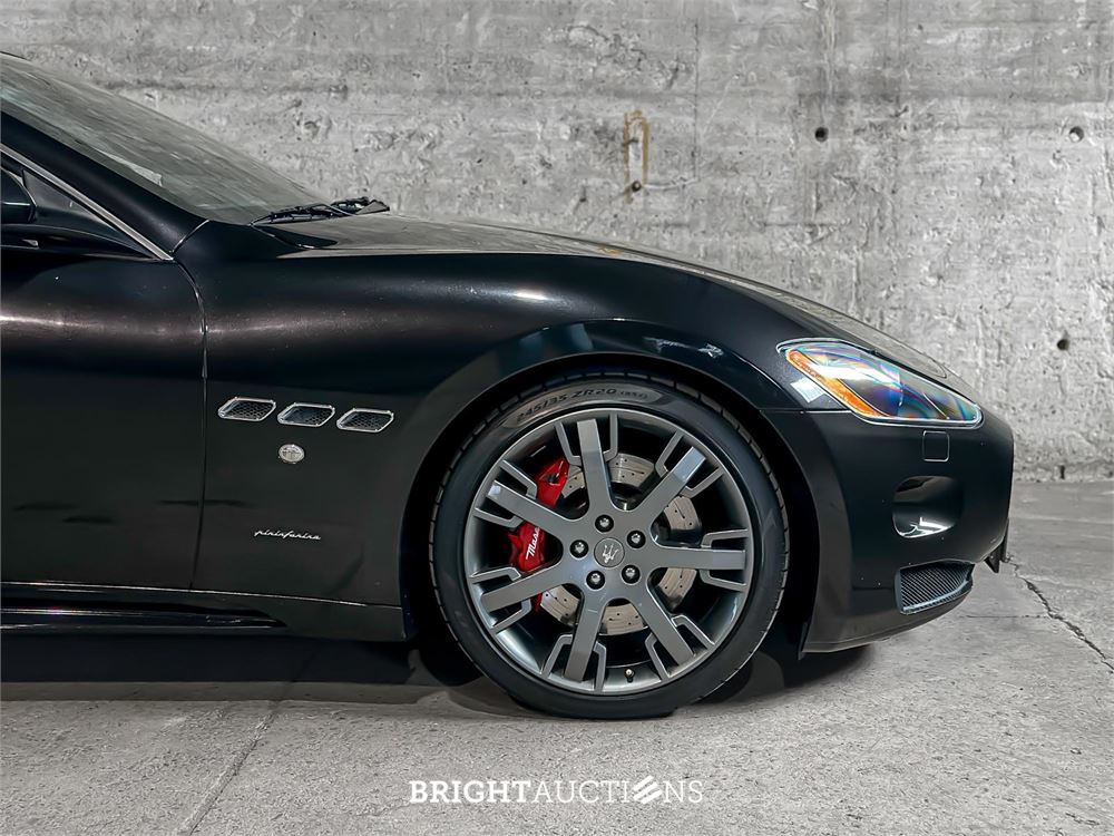 Maserati GranTurismo S 4.7 V8 440pk 2009