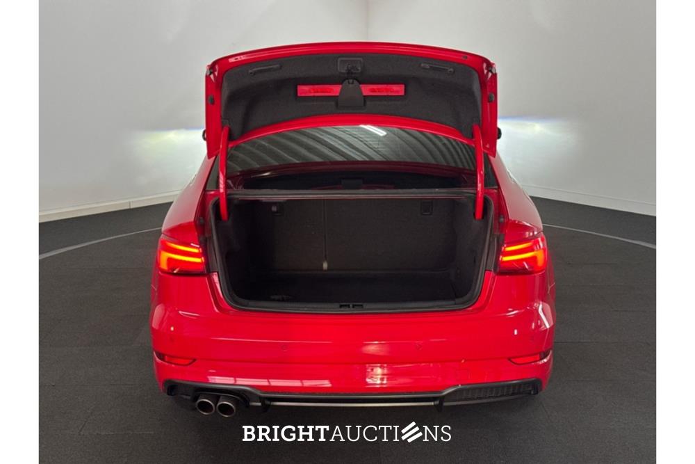 Audi A3 Limousine 35 CoD Advance Sport TFSI 149pk 2019 (Origineel-NL), ZL-485-D