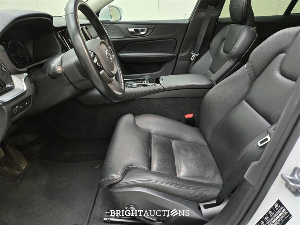 Volvo V60 T8 Twin Engine Inscription 2.0 AWD 392pk 2020, T-034-TZ