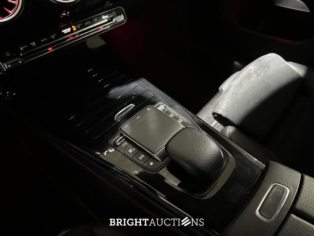 Mercedes-Benz A250 e Business Solution AMG Limited A-klasse 160pk 2021 (Origineel-NL), K-518-SP