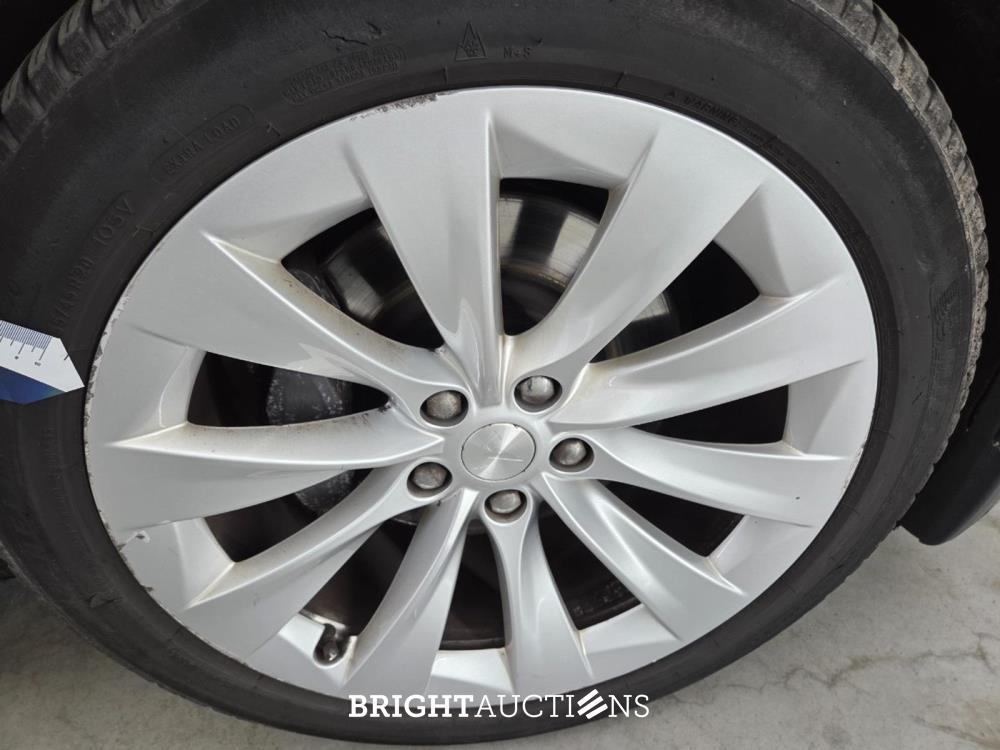 Tesla Model X 418pk 2018 (Origineel-NL), ST-448-X