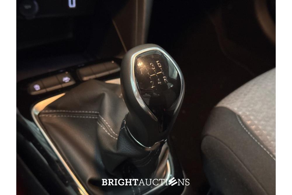 Opel Corsa Edition 1.2 75pk 2025 (Origineel-NL), HTN-77-P