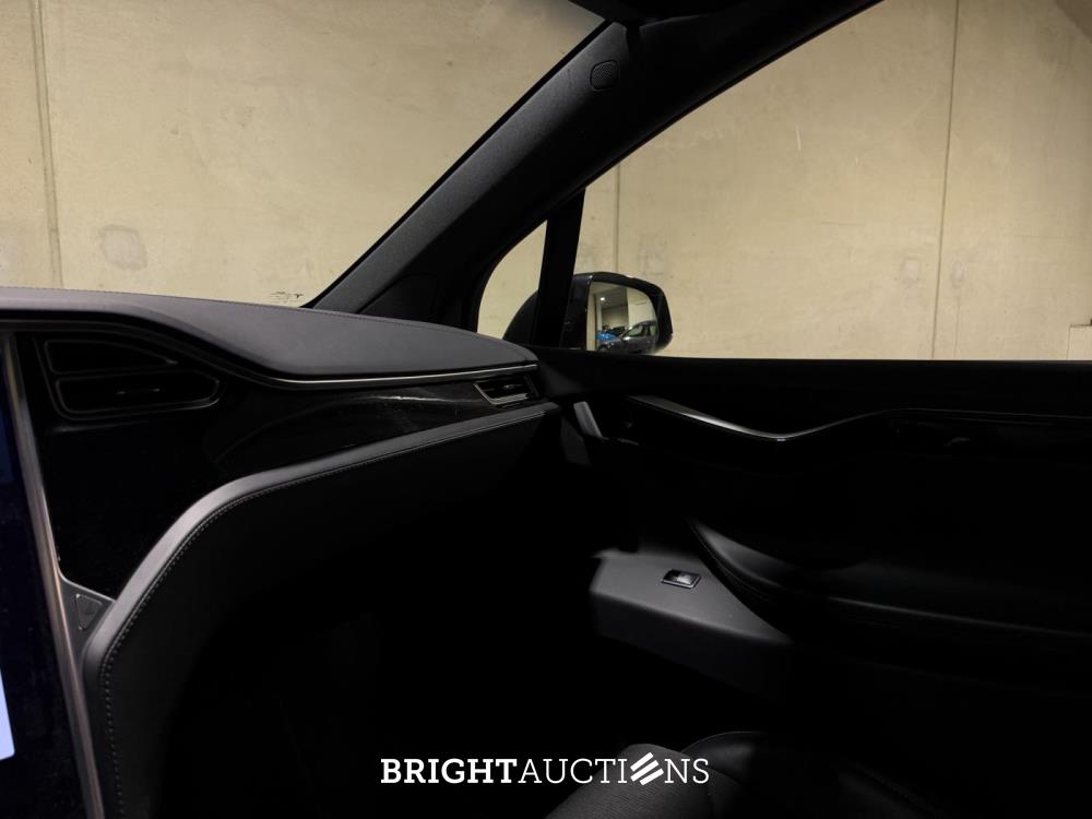 Tesla Model X 524pk 2017