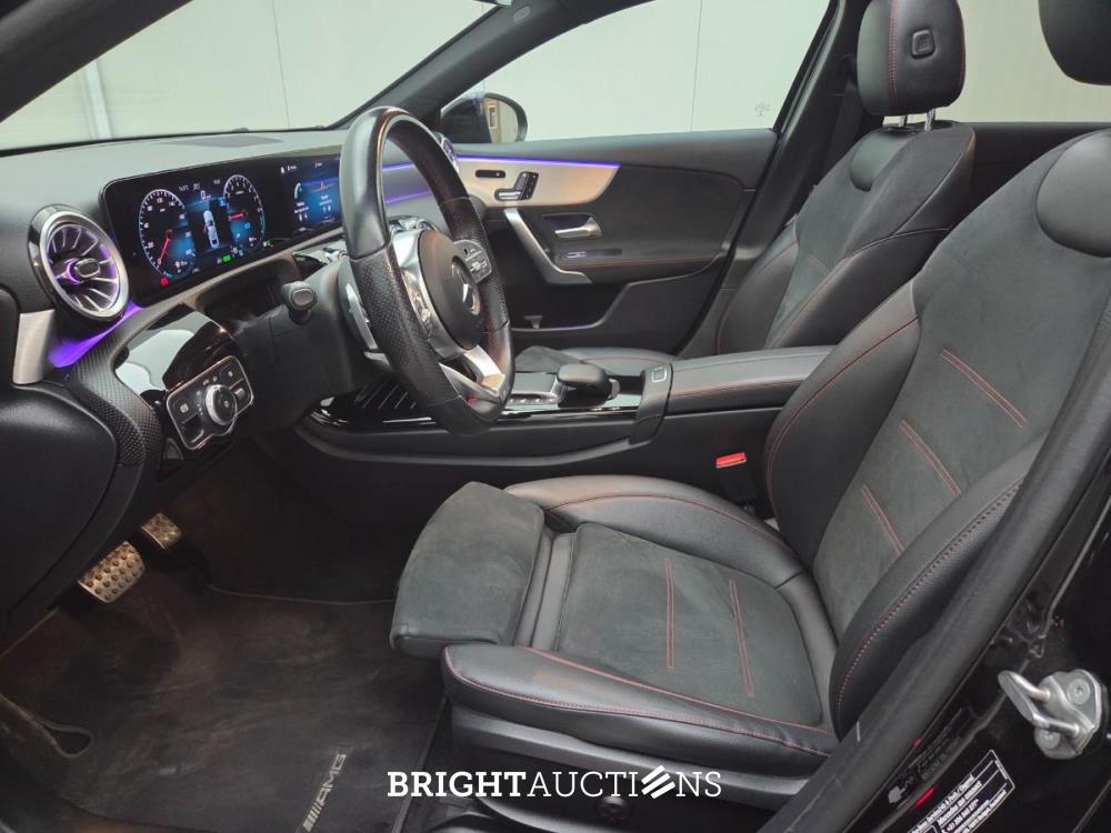 Mercedes-Benz A-klasse 250 e Business Solution AMG Limited 160 pk 2021, N-044-HS