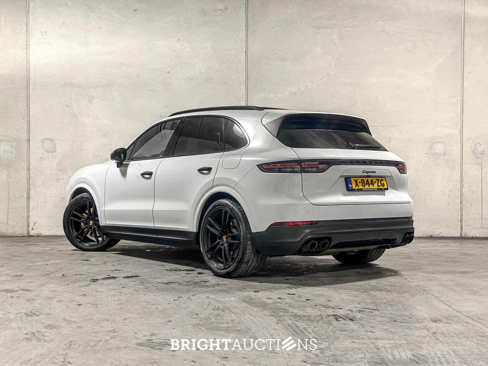 Porsche Cayenne 3.0 E-Hybrid Platinum Edition 462pk 2022, X-844-ZG