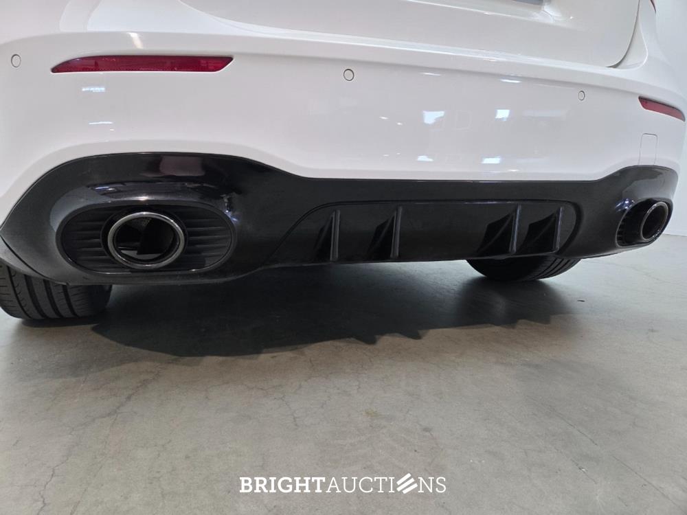 Mercedes-Benz A220 Premium Plus 190pk 2019 A-klasse, T-732-JB