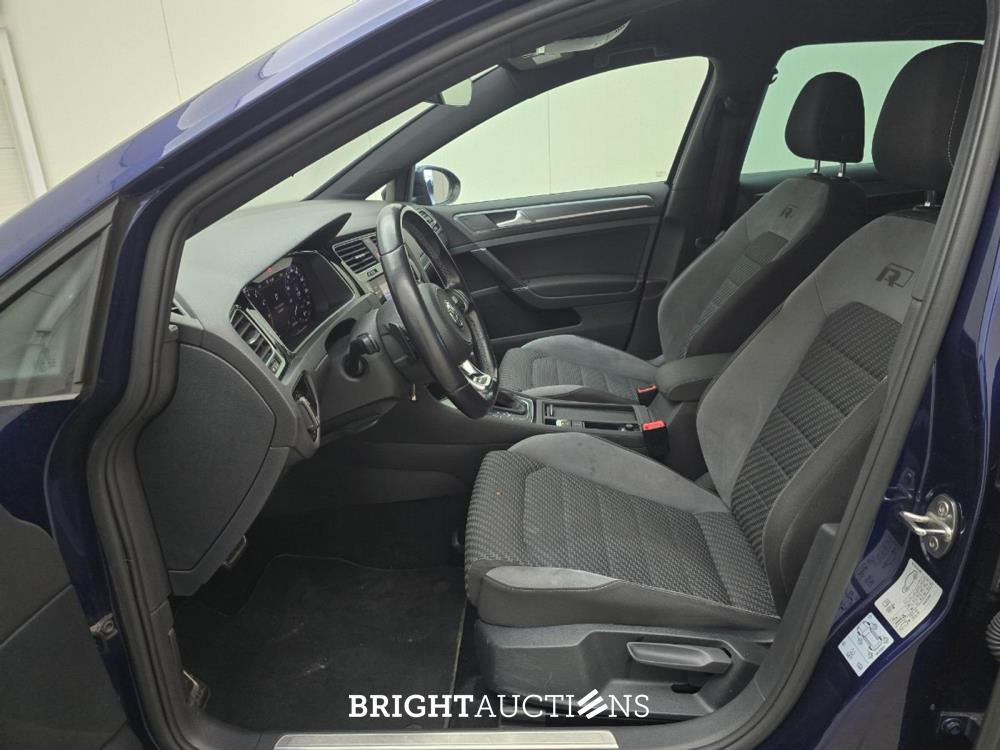 Volkswagen Golf Highline Business R 1.5 TSI 150pk 2018, X-726-KS