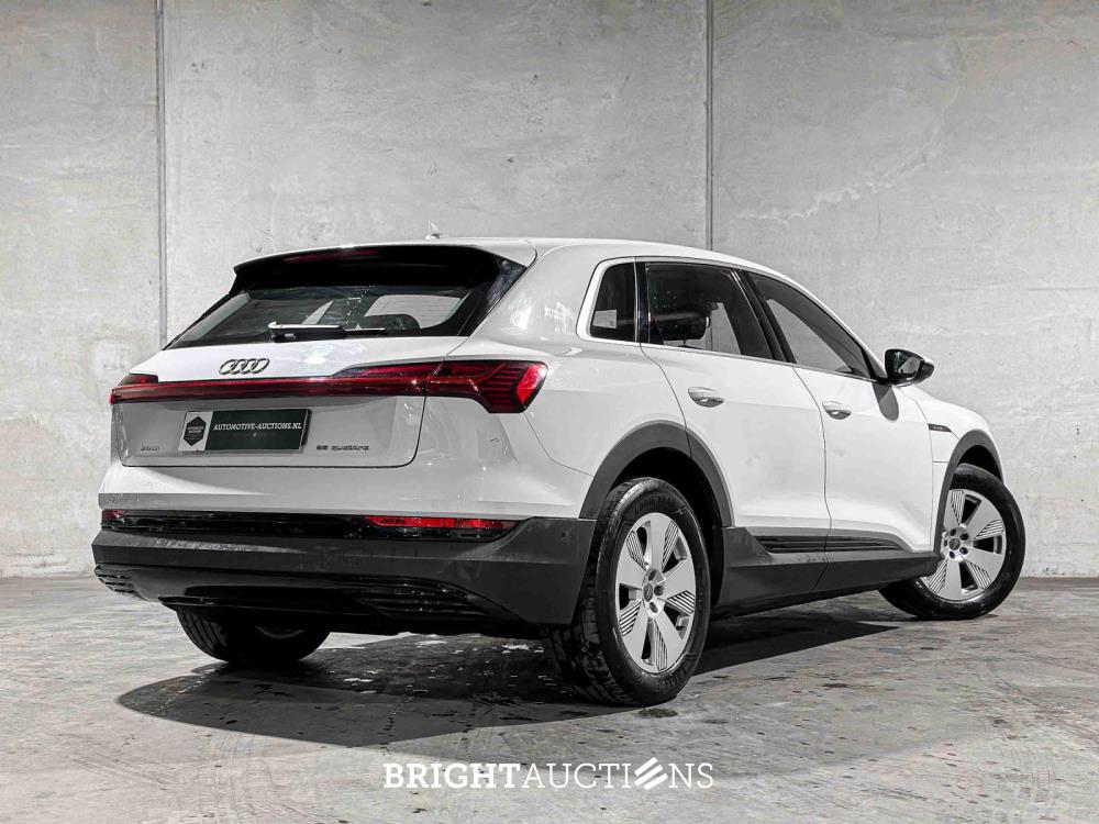 Audi e-tron 55 Quattro 95 kWh 360pk 2019 (Origineel-NL), G-426-HT