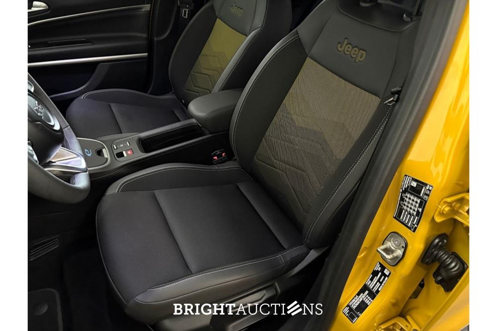 Jeep Avenger 1. Auflage 54 kWh 156hp 2023 (Original-NL), X-820-DP