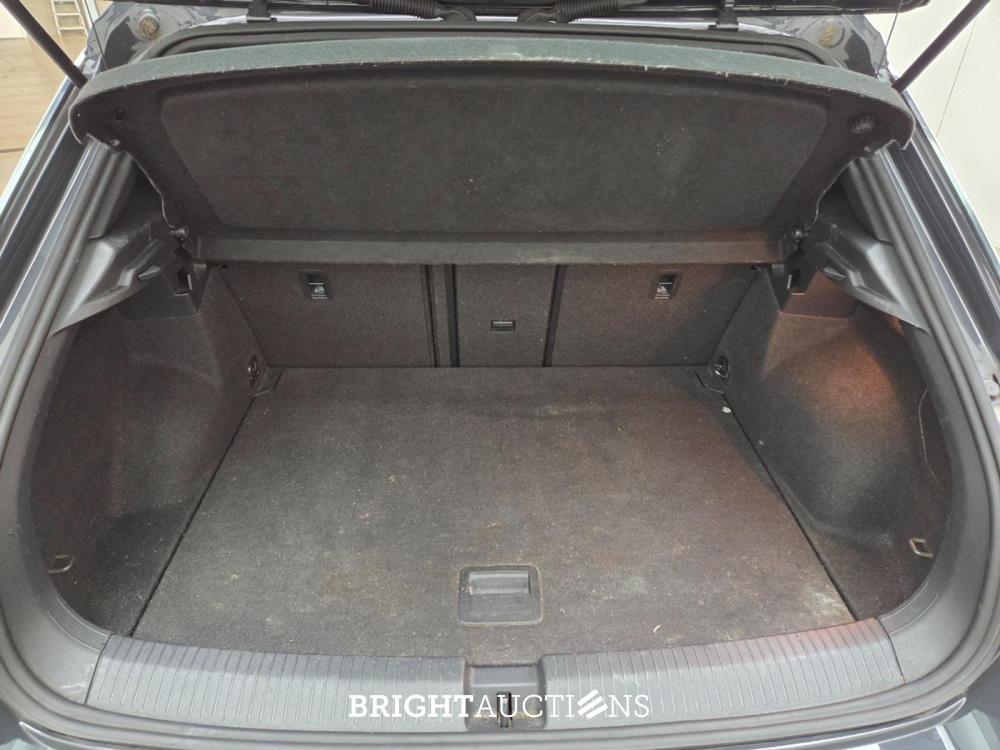 Volkswagen T-Roc Sport 1.5 TSI 150pk 2019, T-667-TX