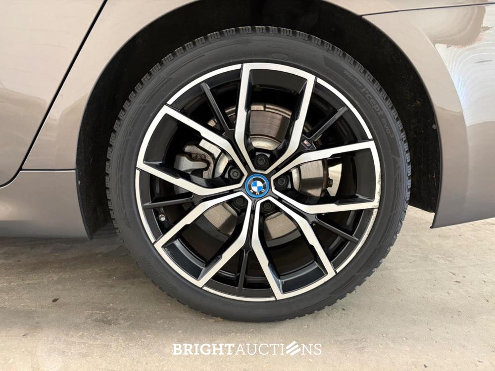 BMW 530e Business Edition Plus 292pk 2022 (Origineel-NL) 5-Serie, P-196-KV