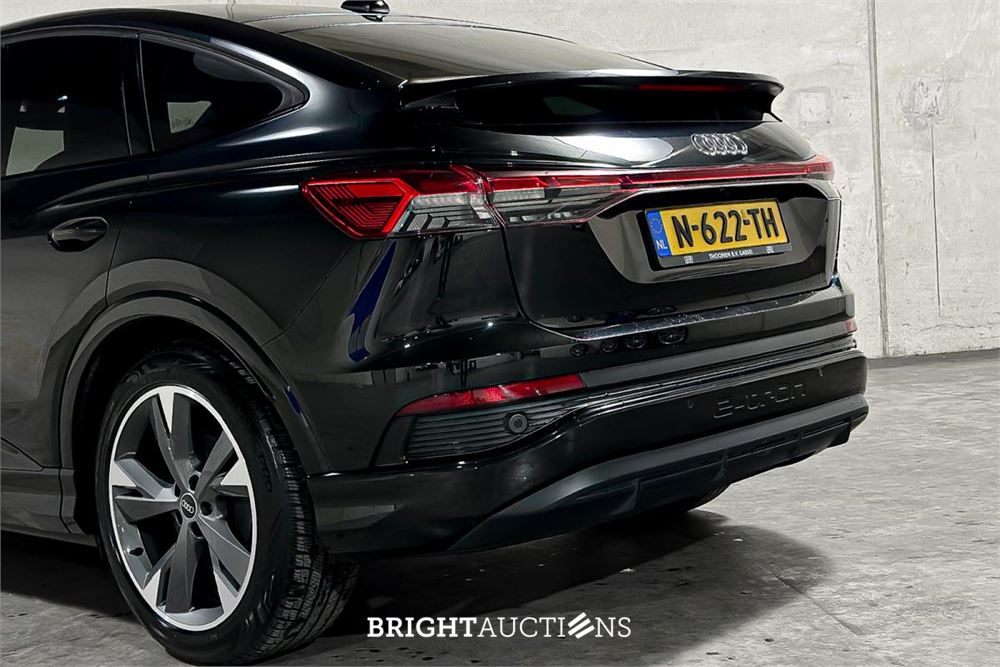 Audi Q4 Sportback e-tron 40 Launch edition S Competition 77 kWh 204pk 2021 (Origineel-NL), N-622-TH
