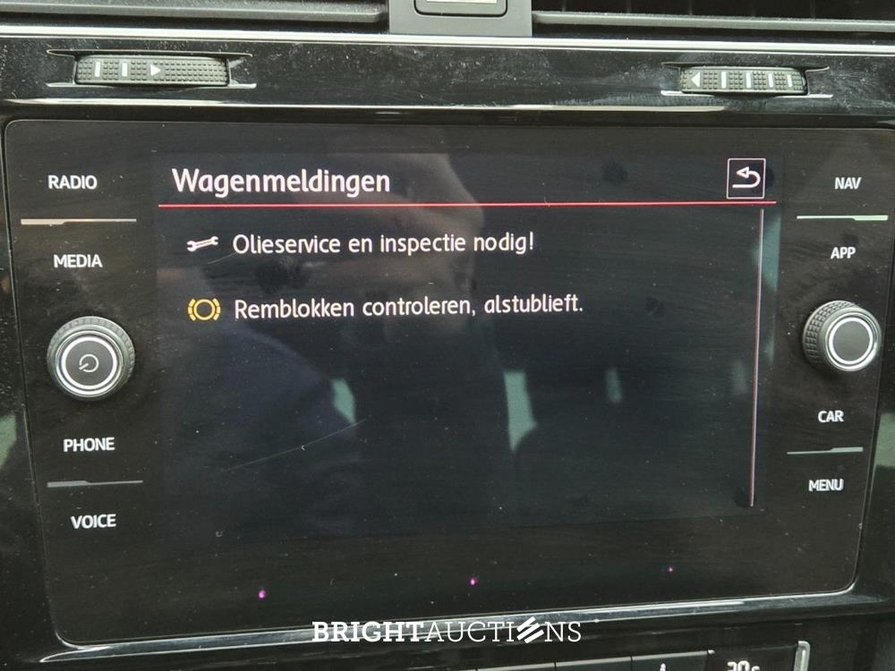 Volkswagen Golf GTI Performance 2.0 TSI 245pk 2017, L-416-LR