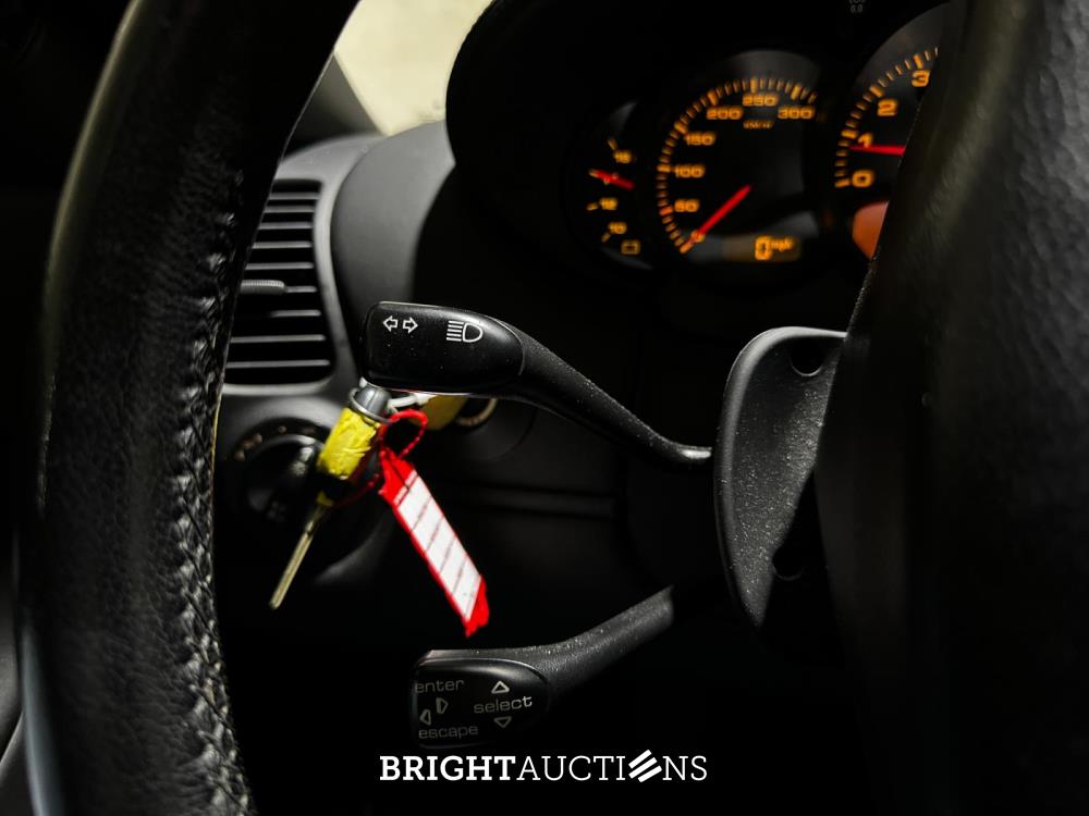 Porsche 911 Carrera 3.6 996 320pk 2002 Youngtimer (65.000 km)