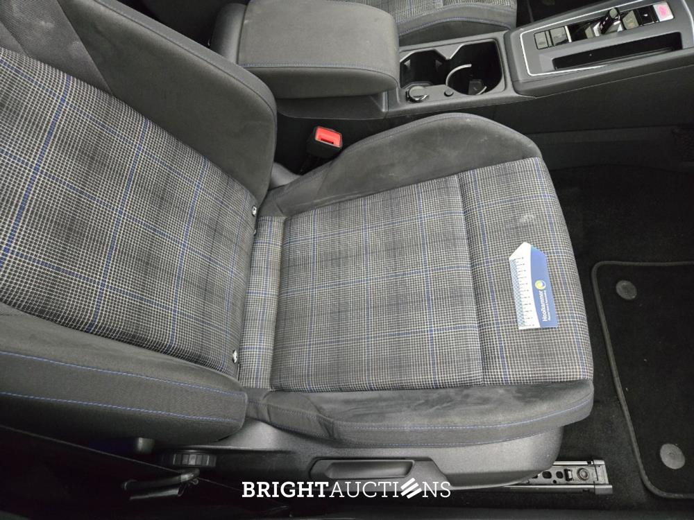 Volkswagen Golf eHybrid GTE 1.4 258pk 2020, X-635-ZX
