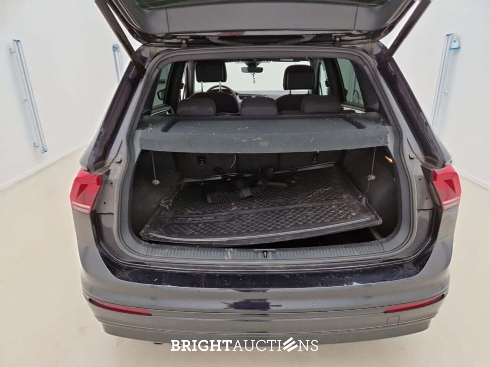 Volkswagen Tiguan Highl. Bus R 1.5 TSI 150pk 2020 (Origineel-NL), J-885-HF