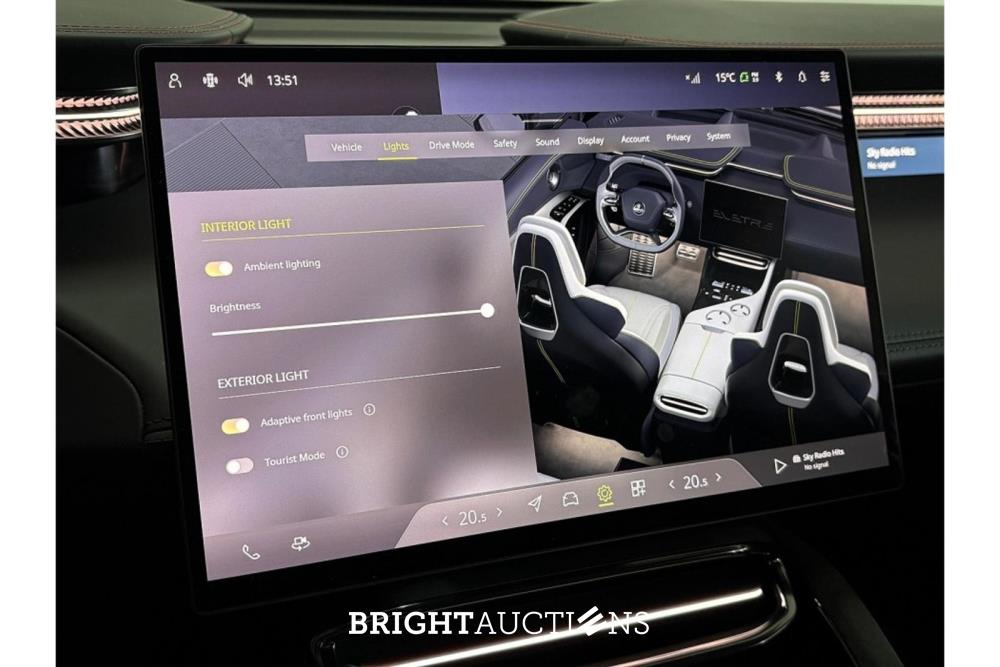 Lotus Eletre EDS 450 4WD 112 kWh 612pk 2023 (Origineel-NL), X-319-JJ