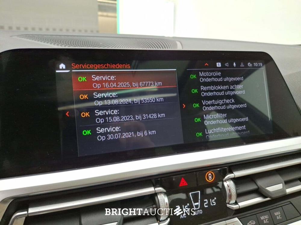 Bmw 318i Business ED 156pk 2022 (Origineel-NL) 3-Serie, P-897-FZ