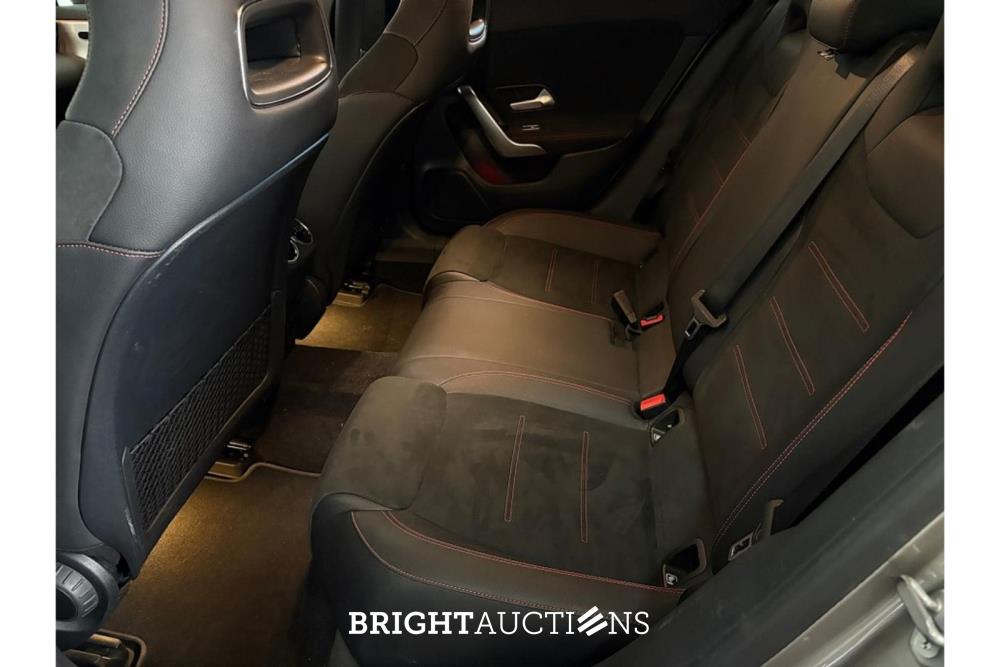 Mercedes-Benz CLA 180 Business Solution AMG 136pk 2021 (Origineel-NL) CLA-Klasse, K-212-LG