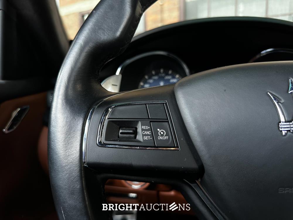 Maserati Quattroporte GTS 3.8 V8 531pk 2013 (CARBON) (29.000 KM)