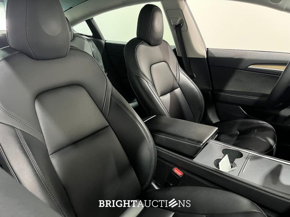 Tesla Model 3 Standard RWD Plus 60 kWh 238pk 2023 (Origineel-NL), S-225-TN
