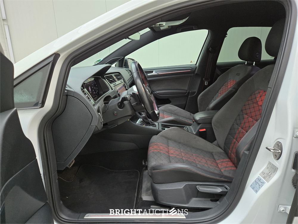 Volkswagen Golf GTI TCR 2.0 TSI 290pk 2019, K-637-NK