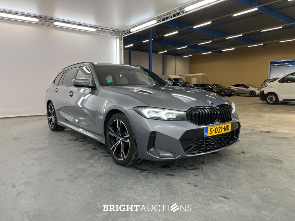 BMW 3-serie Touring 292pk 2023 (Origineel-NL), S-021-ND