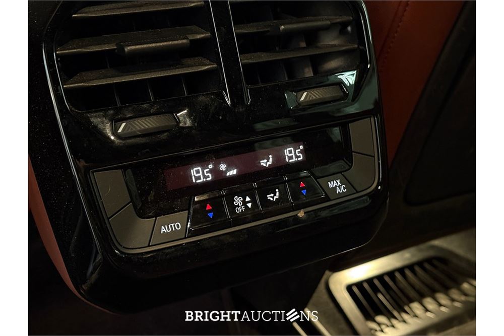 BMW iX xDrive50 High Executive 112 kWh 2022 (Origineel-NL), P-081-KP