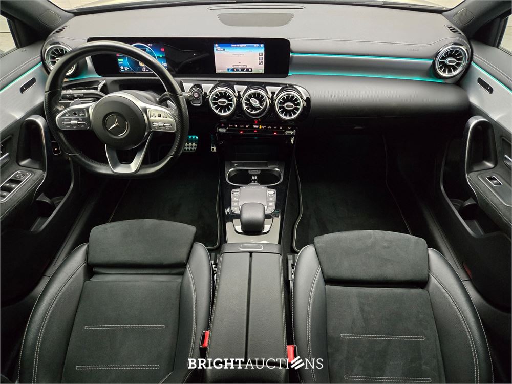 Mercedes-Benz A250 e Business Solution AMG Limited 262pk 2020 A-klasse, S-551-PH
