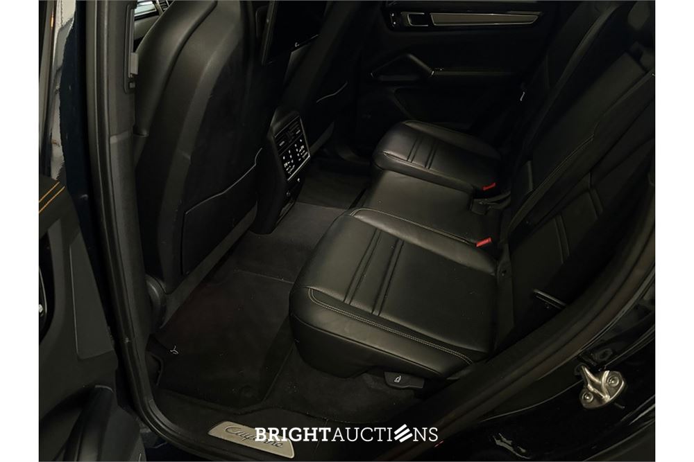 Porsche Cayenne E-Hybrid 3.0 476pk 2022 (Origineel-NL), R-348-FS
