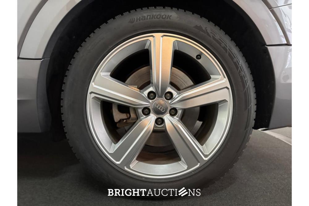 Audi e-tron 50 Launch edition plus Quattro 71 kWh 313pk 2020 (Origineel-NL), J-383-NL