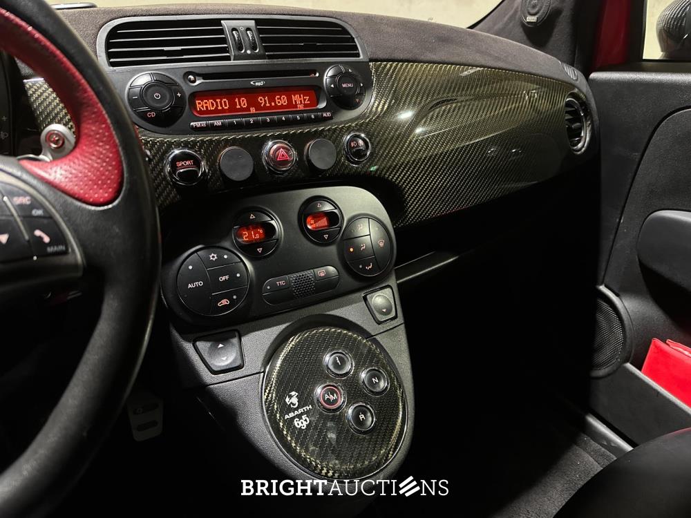 Fiat Abarth 695 Tributo Ferrari AKRAPOVIC 180hp