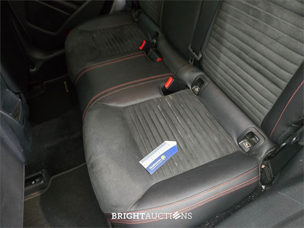 Mercedes-Benz CLA45 AMG 45 Shooting Brake 4MATIC 381pk 2016 CLA-Klasse, K-817-GX