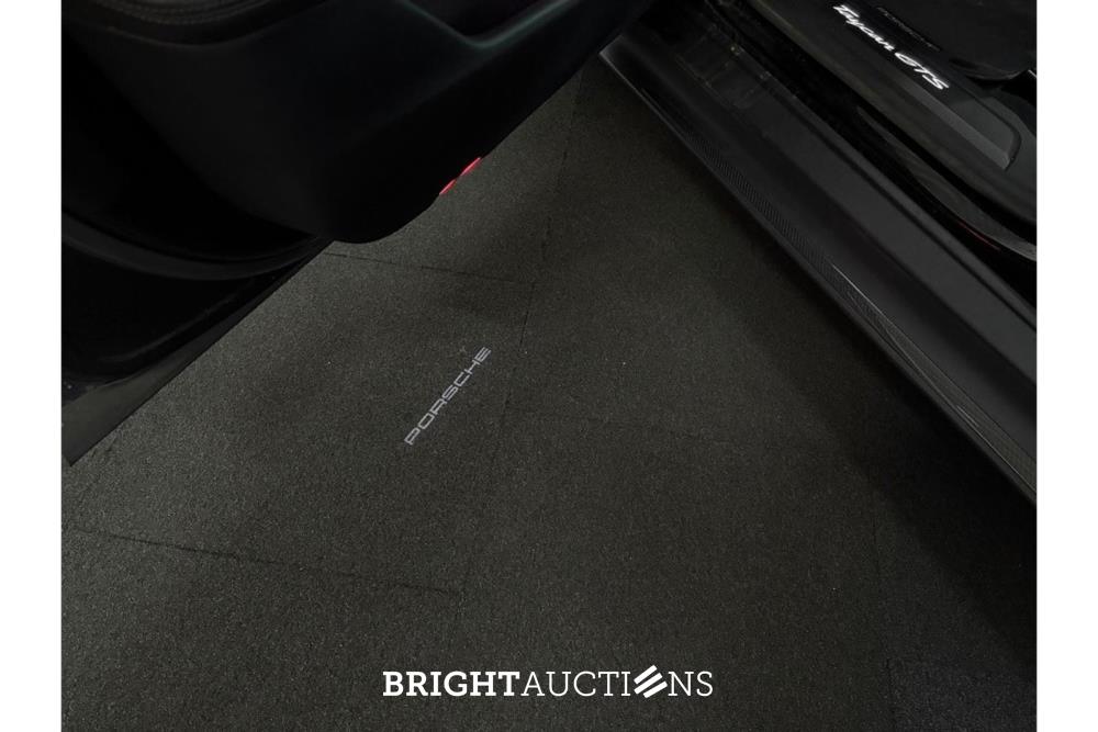 Porsche Taycan GTS 93 kWh 517pk 2023 (Origineel-NL), S-120-KG