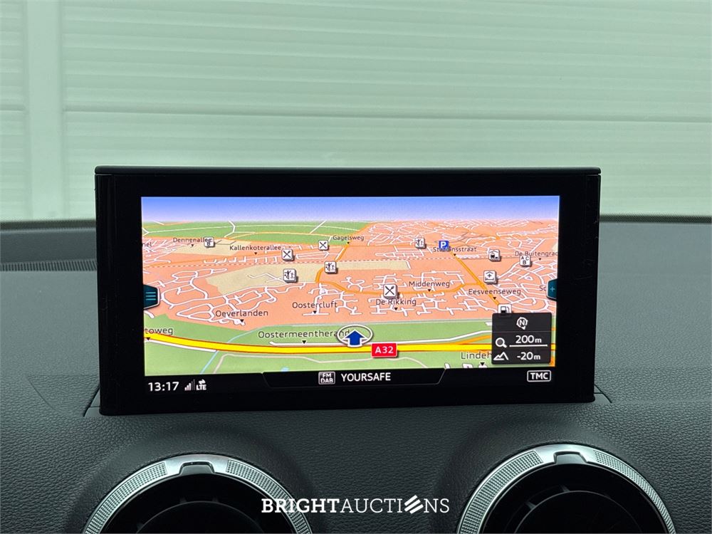 Audi Q2 35 S Edition TFSI 150pk 2022 (Origineel-NL), R-815-HB