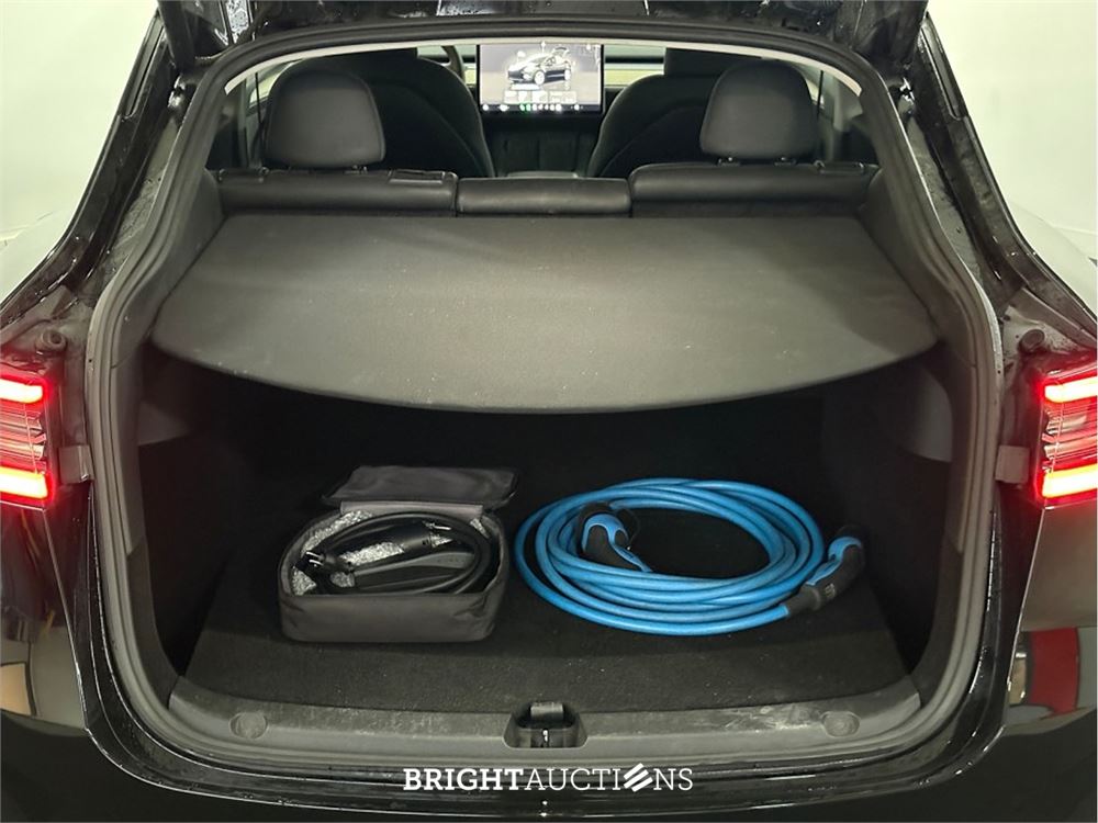 Tesla Model Y RWD 58 kWh 2022 (Origineel-NL), R-194-TR