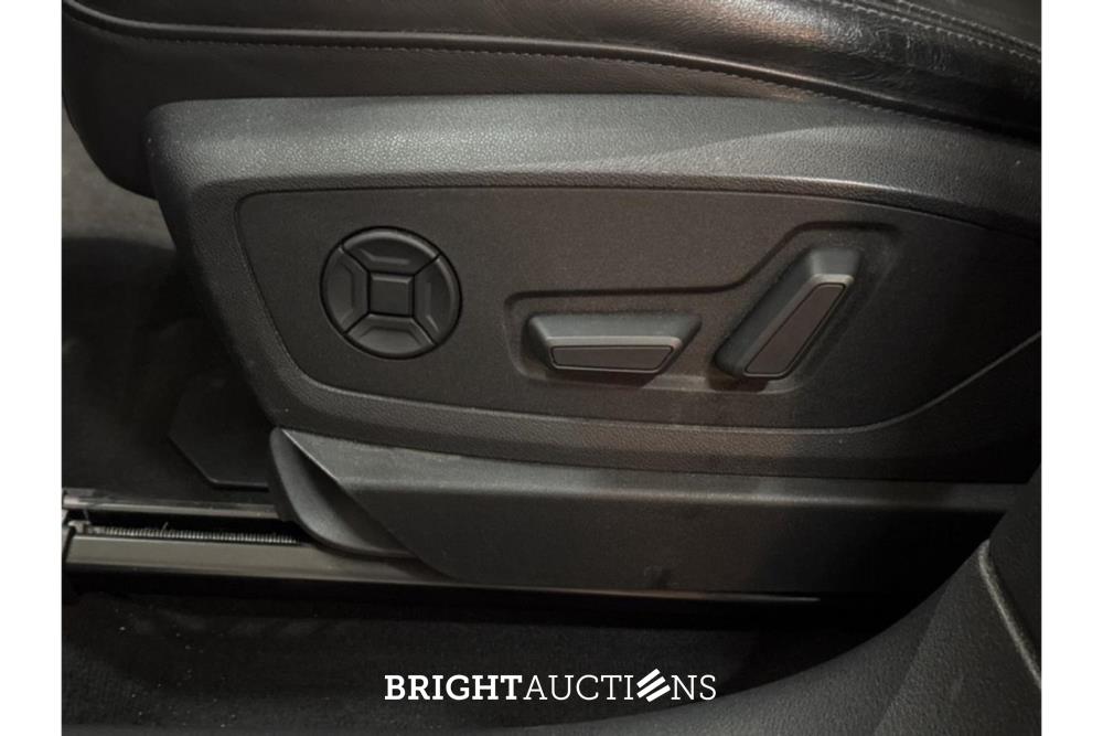 Audi e-tron 50 Launch edition plus Quattro 71 kWh 313pk 2020 (Origineel-NL), J-383-NL