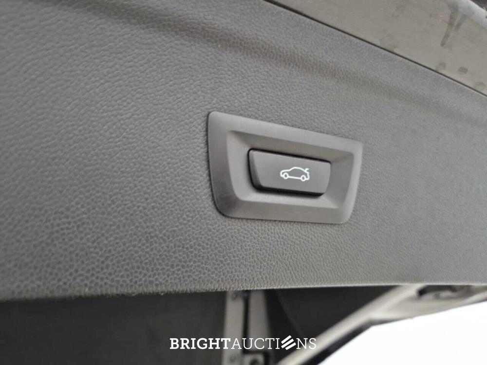 BMW iX xDrive40 272pk 2023, 2DHA020