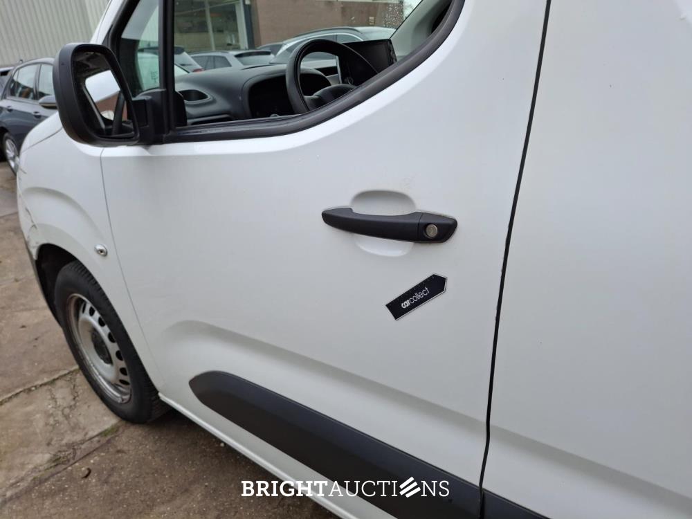 Citroen Berlingo 1.5 BlueHDI Club XL 99 pk 2021, VKN-18-K
