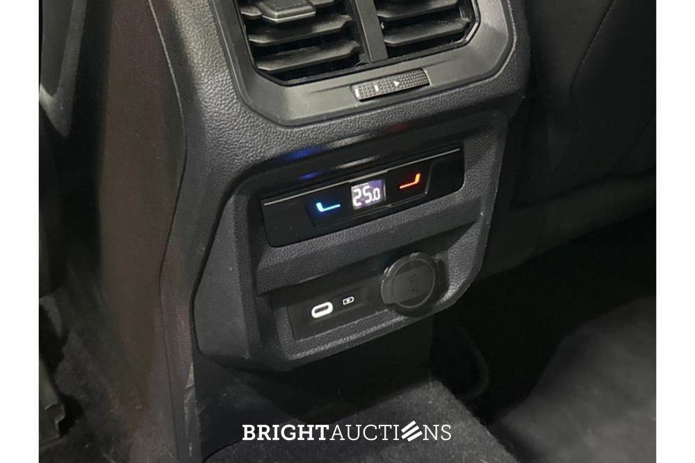 Volkswagen Tiguan R-Line Business 1.5 TSI 149pk 2023 (Origineel-NL), S-564-RH