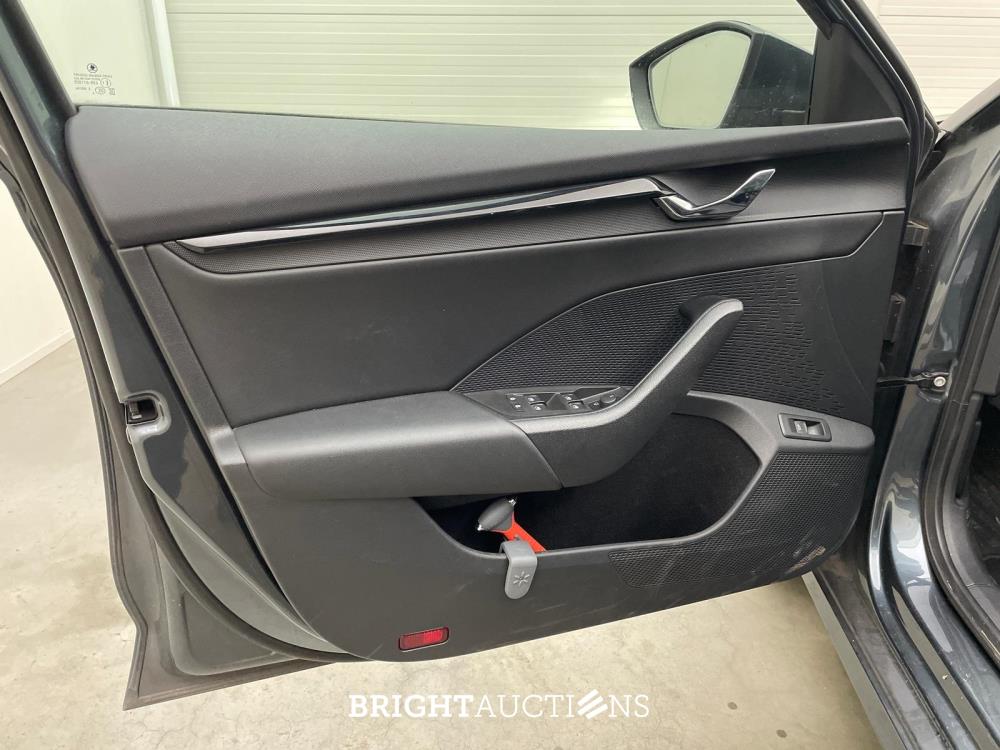 Skoda Octavia Combi Business Edition 1.0 TSI 110pk 2021 (Origineel-NL), K-576-SF