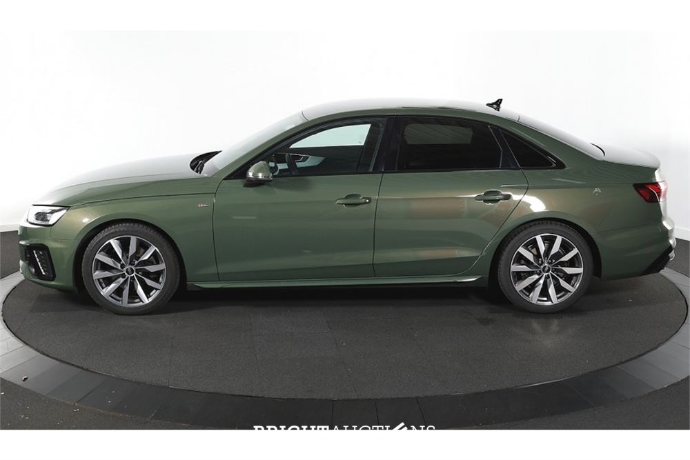 Audi A4 35 S edition Competition TFSI 149pk 2023 (Origineel-NL), X-994-BX